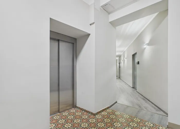 Light Centre Apartment